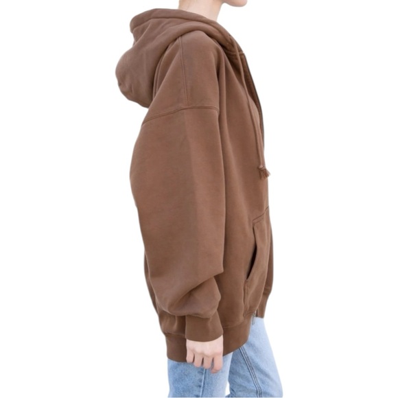 BRANDY MELVILLE Christy Oversized Full Zip Hoodie in Brown. One Size - Picture 3 of 11